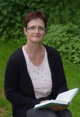 Katharina Preikschas-WaldherrInhaberin und Fachgeprüfte Bestatterin